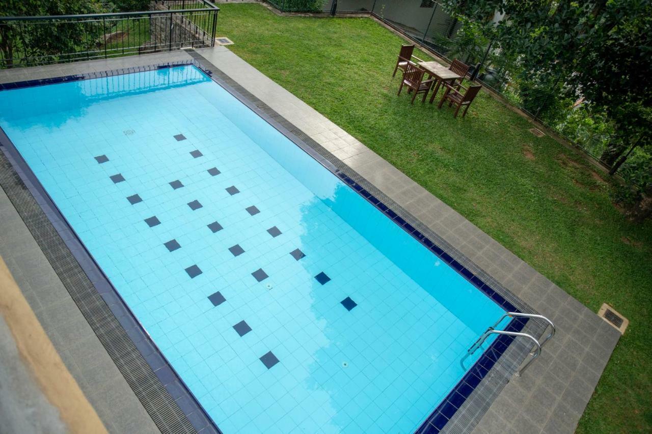 Melheim Kandy Villas Экстерьер фото