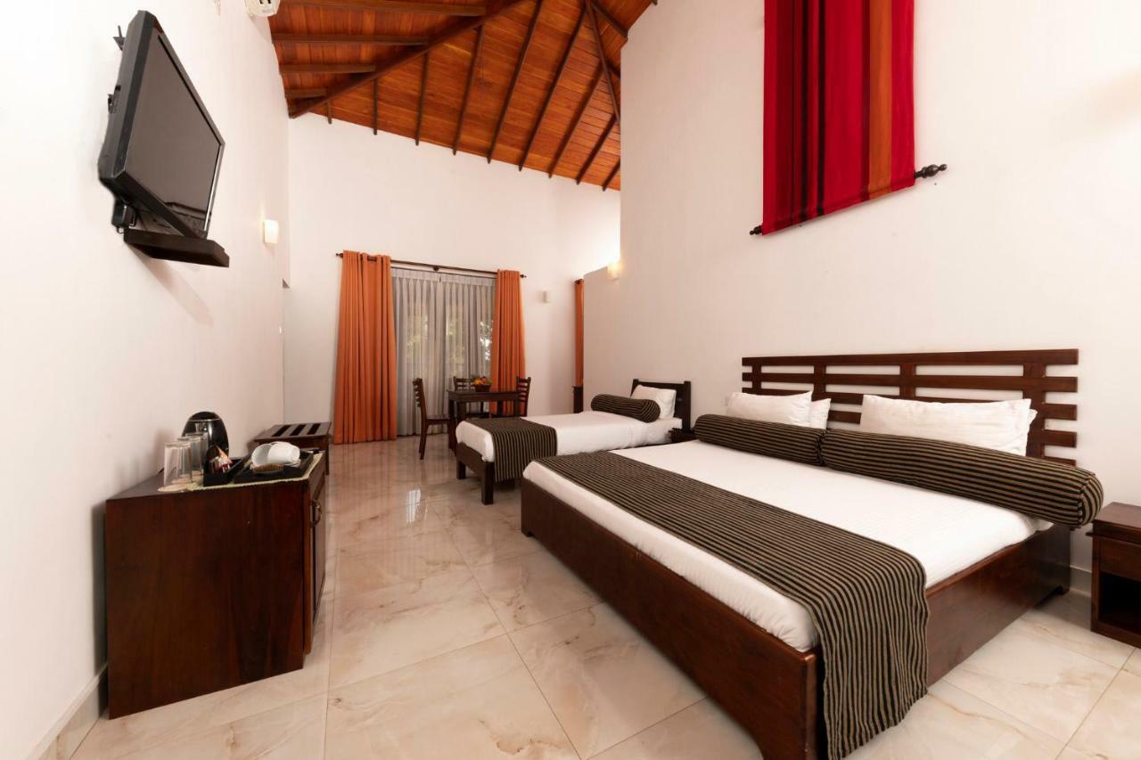 Melheim Kandy Villas Экстерьер фото
